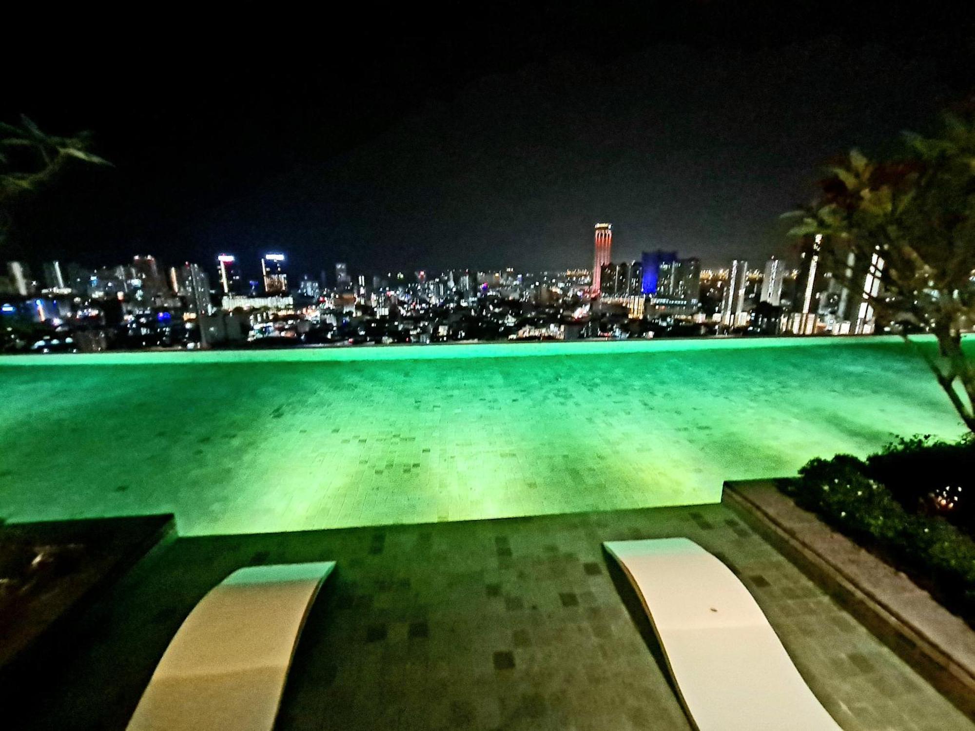 Beacon Executive Suite - Skypool Penang View George Town Exterior foto